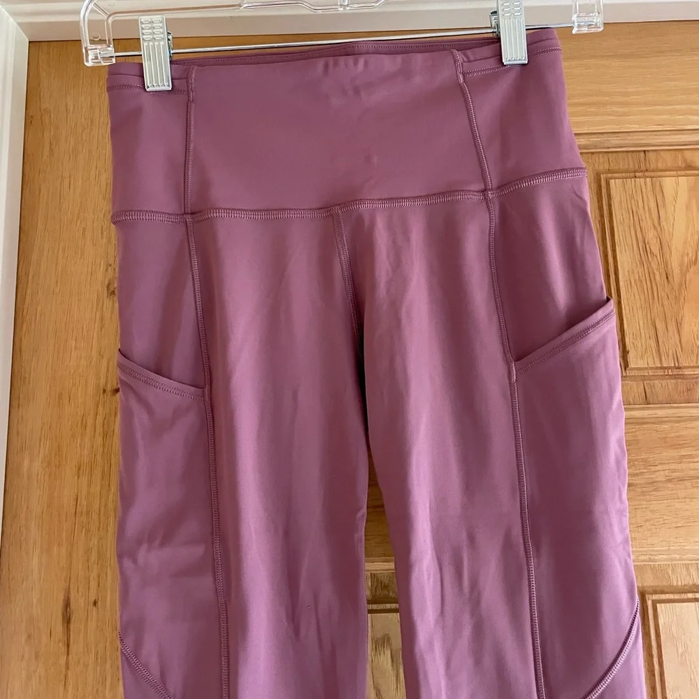 Lululemon fast and free plumful pink legging - Picture 3 of 6